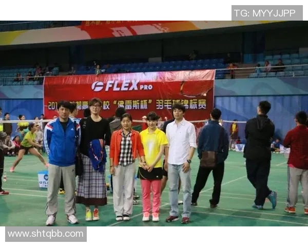 杭州羽毛球队与武汉羽毛球队赛后复盘分析灵活性表现与战术调整